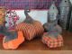 Primitive Fall Halloween Folk Art Grungy Curly Stem Pumpkins Gathering Primitives photo 5