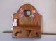 Pair Of Mini Heart Shelfs With Wood Accents Primitives photo 2