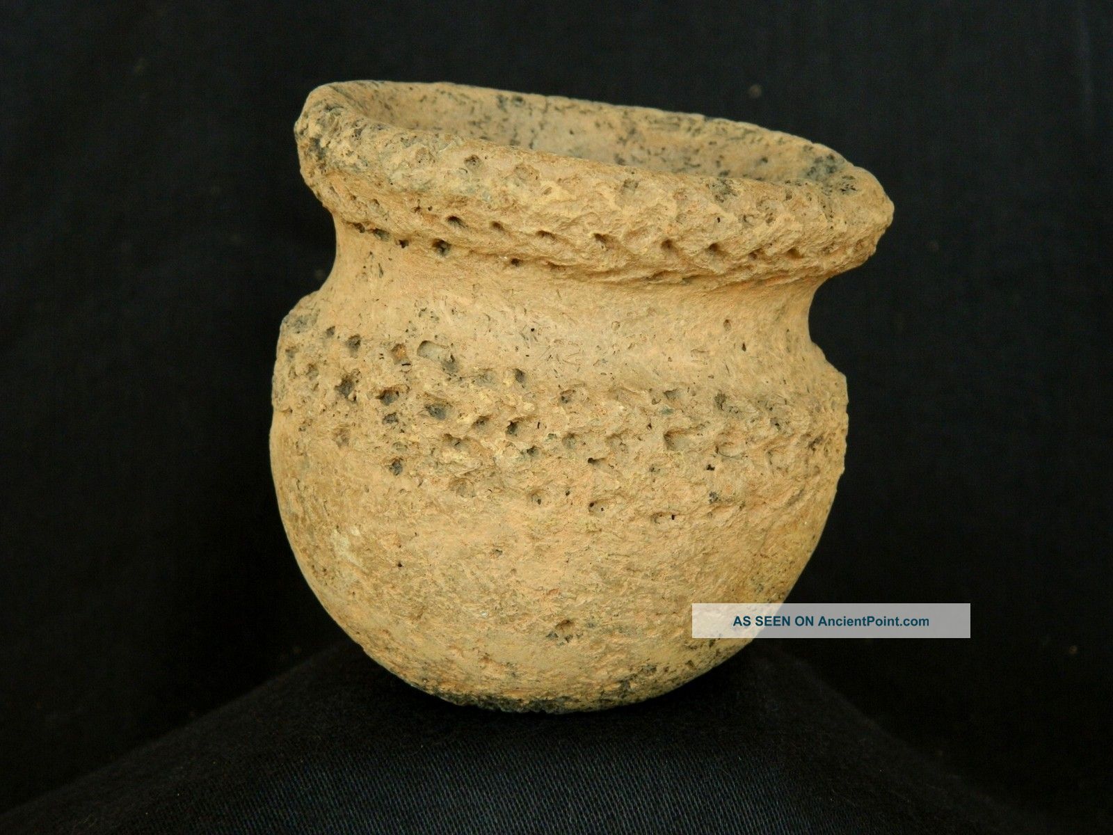 Neolithic Neolithique Decorated Terracotta Pot - 2500 Years Bp - Sahara Neolithic & Paleolithic photo
