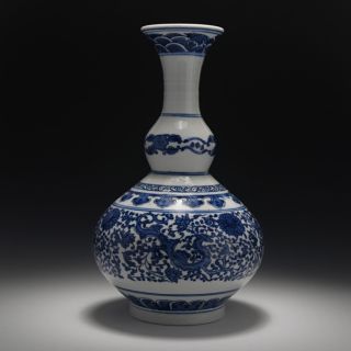 Chinese Style Blue And White Dragon Pattern Gourd Pattern Vase Unique And Rare photo