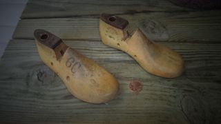 Wood Shoe Lasts Pair Child Dressy Size 6 C Round Toe Metal Heal Shoemaker Marks photo