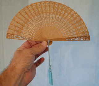 Vintage Chinese Reticulated Bamboo Wood Hand Face Fan - photo