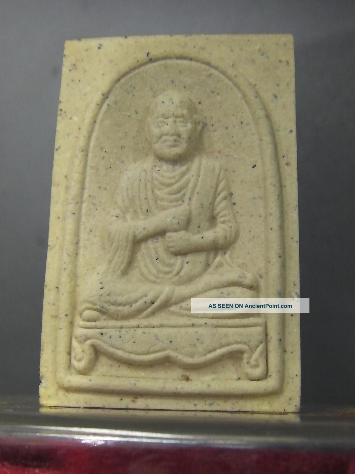 Phra Lp Toh Wat Thaton Chaingmai Thai Amulet Amulets photo