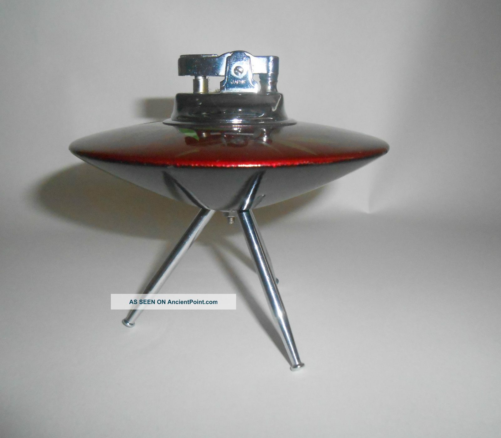A 1960s Retro Aluminium Laquered Lighter 100mm Diameter 105mm High Mid-Century Modernism photo