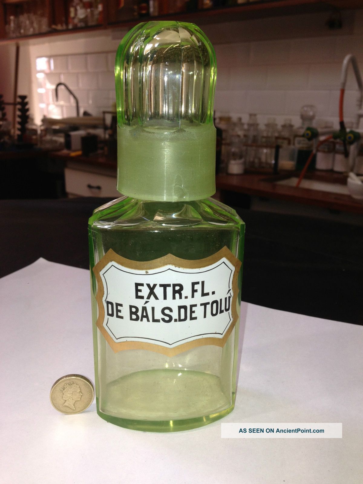 Extremely Rare Uranium Glass Chemist Pharmacy Apothecary Bottle Jar Other photo
