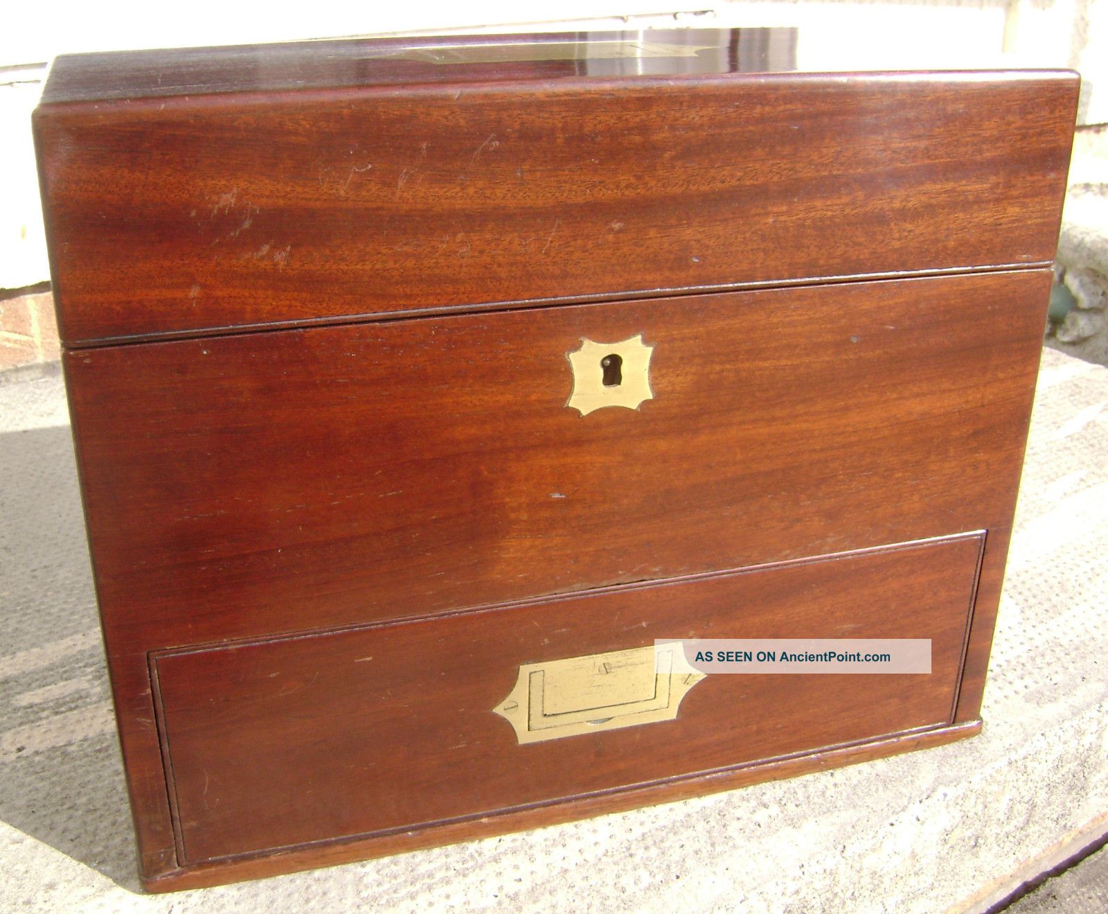 Antique Georgian Early 19thc Mahogany Doctors Apothecary Cabinet Box Boxes photo