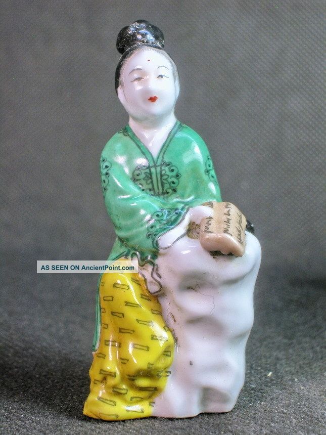 Chinese Woman Shape Hand Painted Porcelain Snuff Bottle Snuff Bottles photo