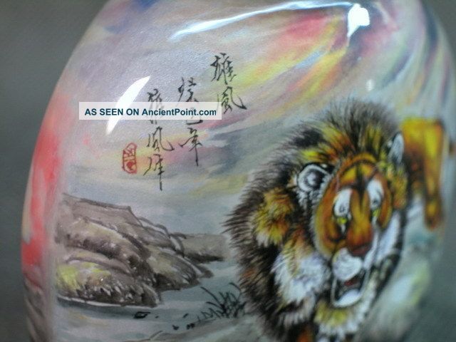 Big Chinese Lion Inside Hand Painted Glass Snuff Bottle:gift Box Snuff Bottles photo