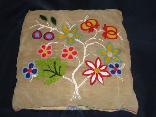 Rare Antique Late 19th Century Sioux Plains Indian Beaded Flower Pillow Relic photo