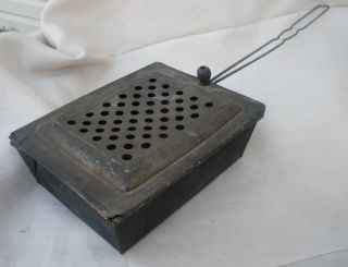 Antique Vtg Blackened Tin Popcorn Chestnut Roaster Sliding Lid & Folding Handle photo