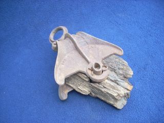 Antique Primitive Steel Myers O.  K.  H - 288 Barn Beam Pulley Wheel Block Garden Art photo