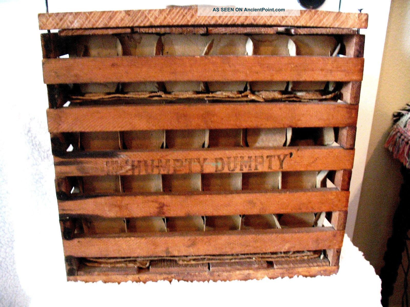 Vintage Wooden Humpty Dumpty Egg Carrier. . Primitives photo