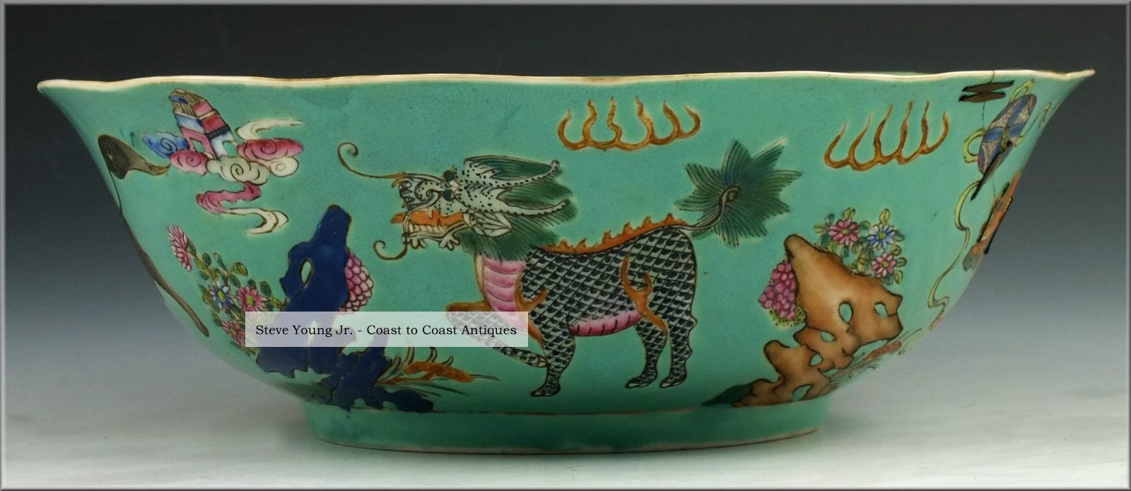 Chinese Famille Rose Jiaqing Period Bowl W/ Interesting Animals Bowls photo