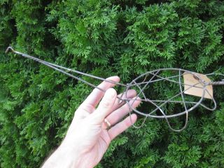 Antique Long Handled Six Footed Wire Metal Trivet Hot Plate Holder Kitchen Tool photo