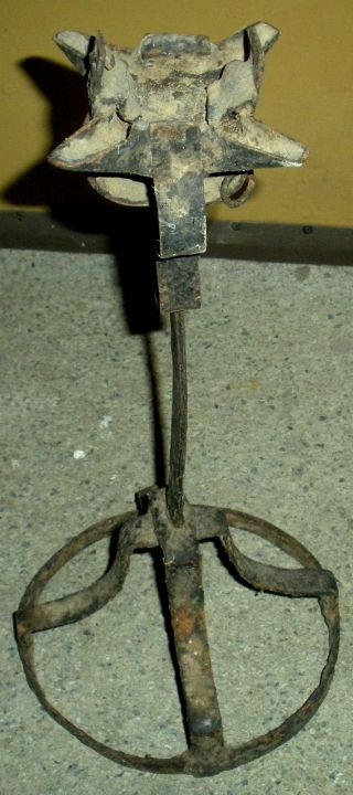 Antique 1700s – Early 1800s Whale Oil Betty Lamp On Stand Oil Residue Vafo photo