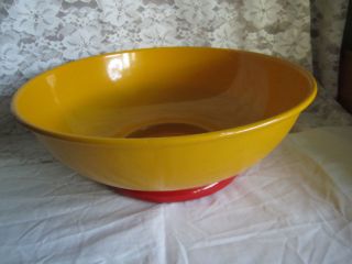 Vintage Yellow Large Tin Enameled Bowl Or Basin Footed Ct Design Made In Italy photo