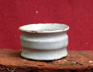 Authentic 17th Century Medicine Delft White Faience Ointment Pot,  Top Quality. photo