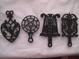 4 Antique Or Vintage Cast Iron Trivets - Set Of 4 - Exc Cnd In Us photo