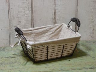 Primitive Rusty Small Rectangular Metal Wire Basket Double Metal Handles photo