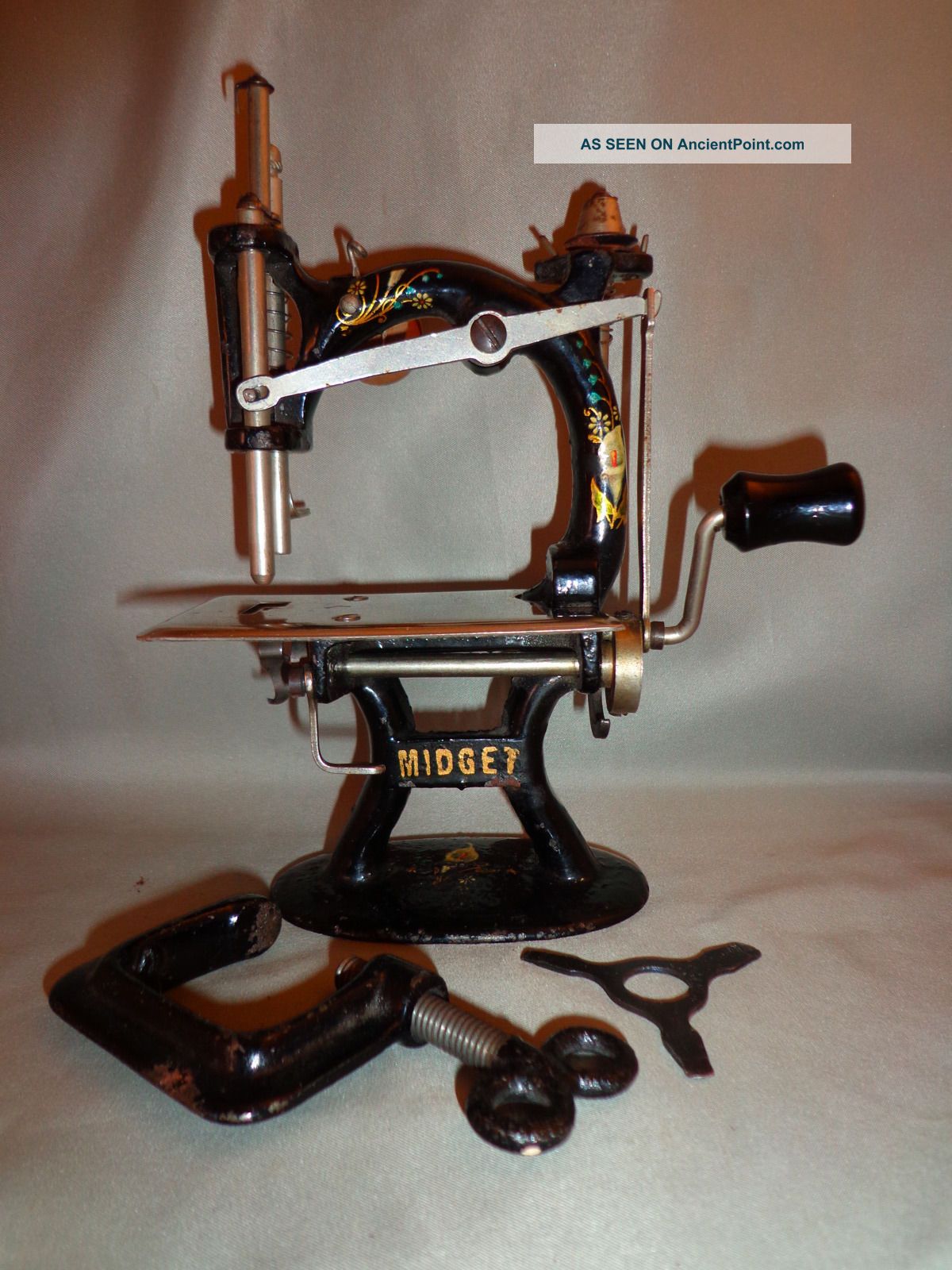 1912 Midget Sewing Machine Child ' S Cast Iron & Nickel Miniature Sewing Machine Sewing Machines photo