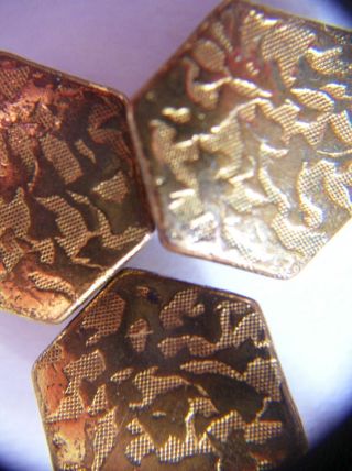 Antique Set 3 Textured Gold Gilt Waiscoat Buttons W/removable Pins 19th C. photo