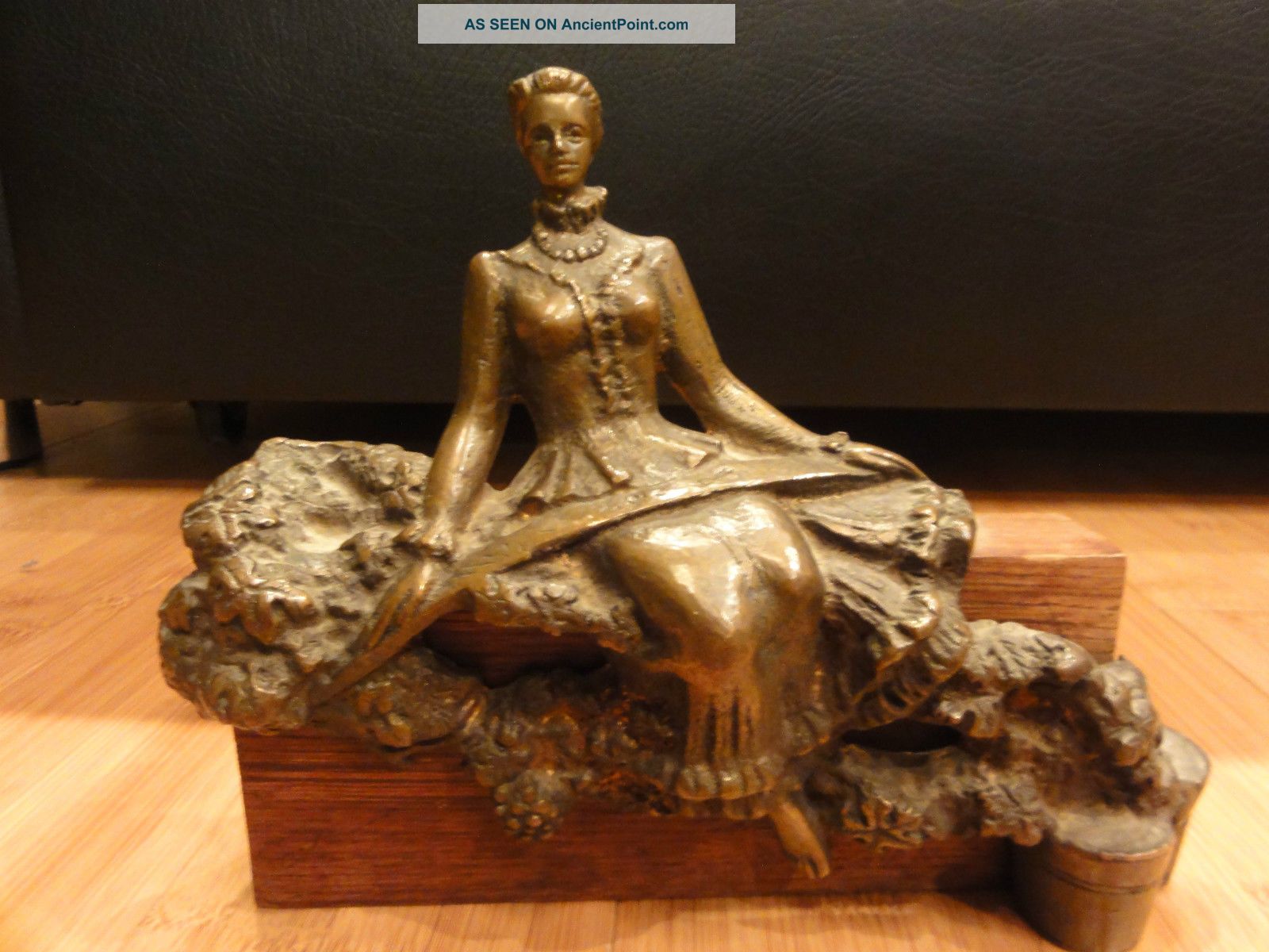 Russian Exclusive Bronze Figure Wife Cossack Author ' S Work 