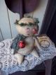Folky Prim And Very Sweet Little Sno Gal Sitting Green Garland Pfatt Primitives photo 2