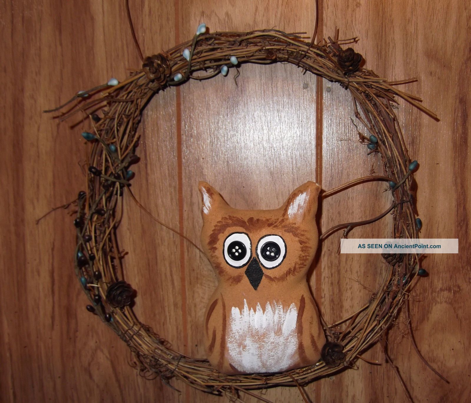 Primitive Owl On Grape Vine Wreath 10x10 With Pip Berries - Wall Hanging Primitives photo