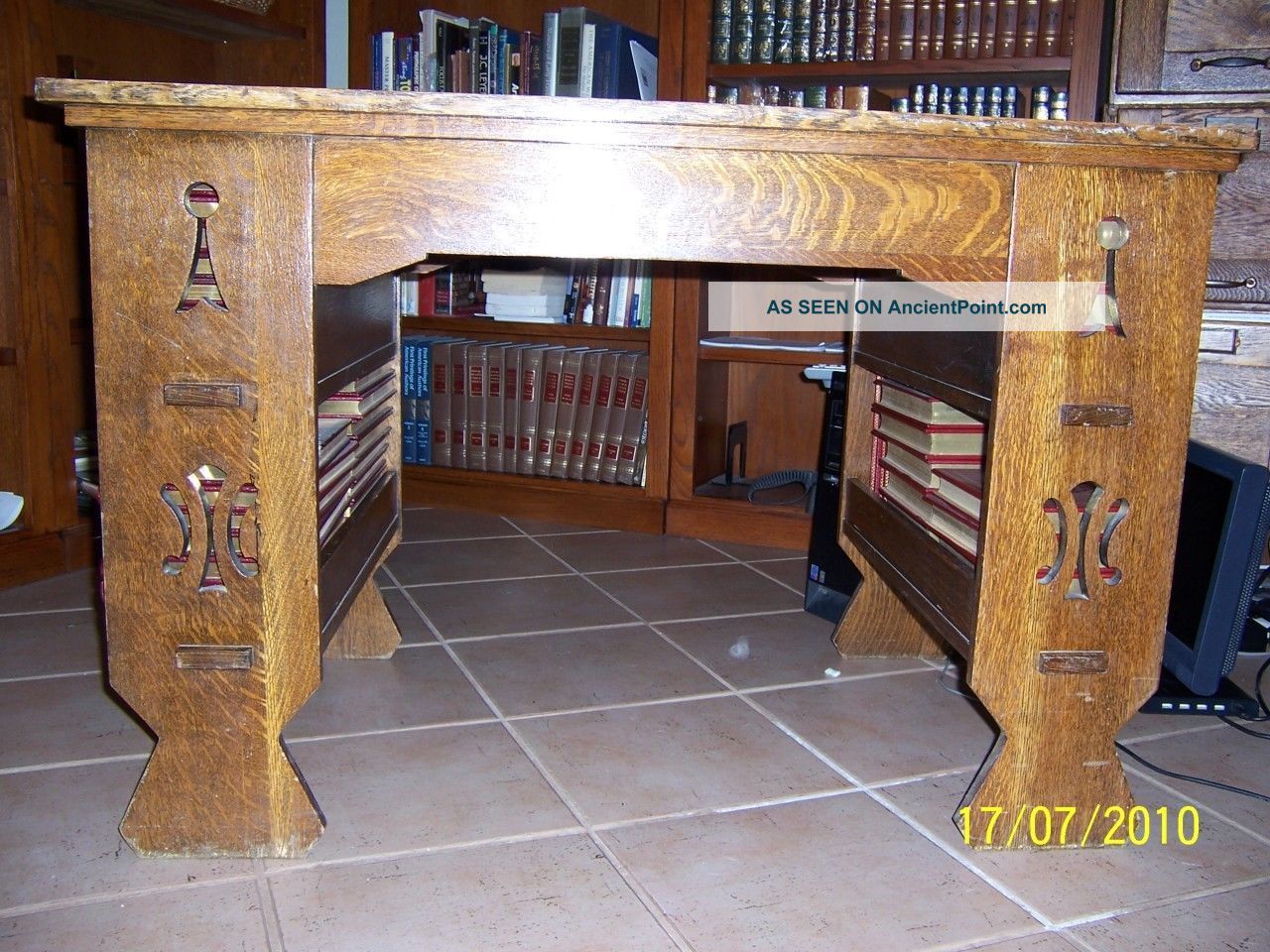 Antique Arts Crafts Mission Solid Tiger Oak Desk With Bookcase Shelves & Cutouts 1900-1950 photo