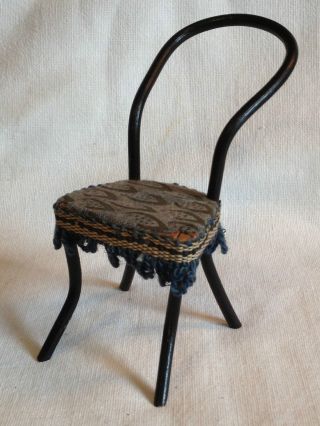 1900/10 Painted Toy Bentwood Chair 4 1/2 