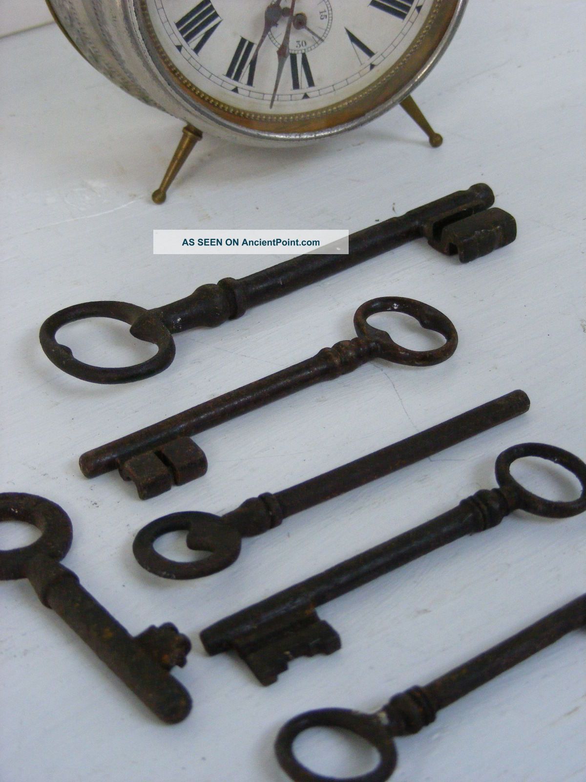 Selection Of Six Old Antique French Large Black Chateau Keys - Collectables Locks & Keys photo