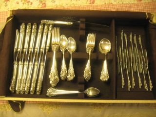 Wallace Grande Baroque Sterling Silver Dinner 91 Pieces photo