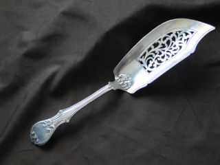 Fish Slice Victoria Pattern.  Sterling Silver Made By Hayne &carter London 1841 photo