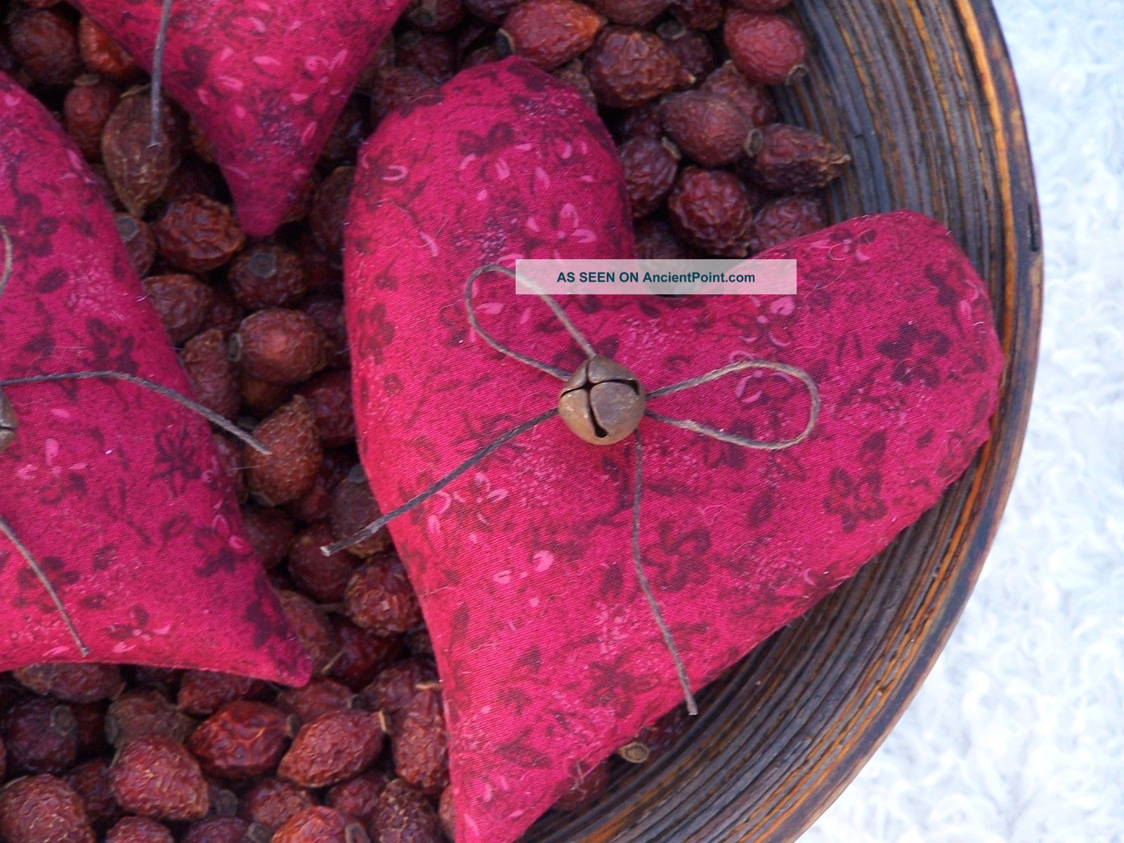 Primitive Heart Bowl Fillers Valentines Day Ornies Fabric Pillow Tucks Primitives photo
