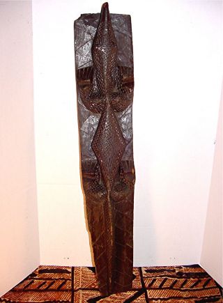 14.  Rare Maori Tribe N.  Z.  Large Vintage Lizard Carved Wood,  Coffin,  House Guardian photo