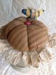 Large Primitive Daisy,  Bee,  Pincushion,  Spring,  Grunge,  Folk Art,  Ooak Primitives photo 7