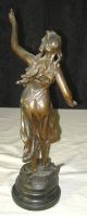 1890 ' S Art Nouveau Bronze Sculpture Lady Holding Flower Signed E.  Fuchs (emil) Art Nouveau photo 5