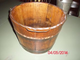 Antique/primitive Well Bucket photo