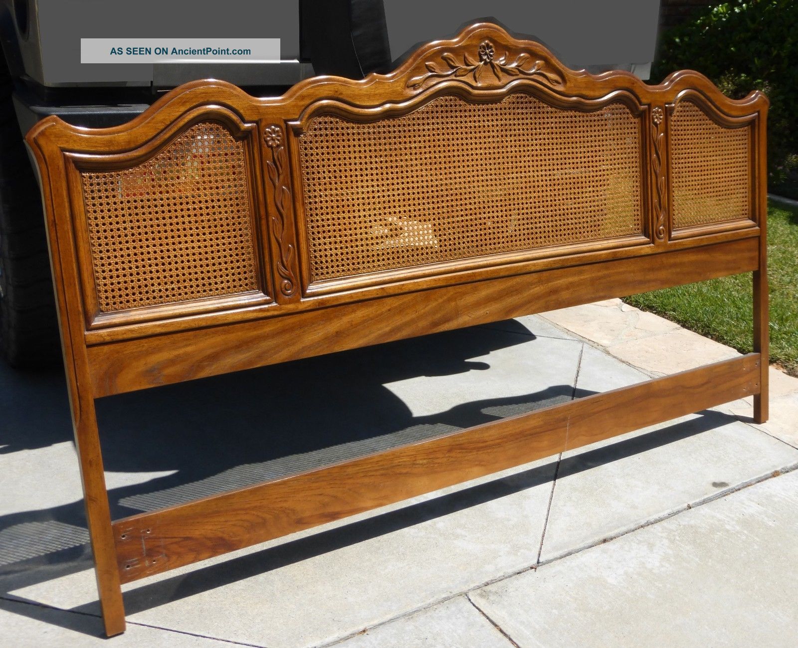 Vintage Drexel Heritage French Provincial Cane King