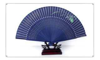 Wang Xi Ji Since 1875,  Chinese Art Fans,  Fan,  Handcraft,  Bamboo,  Silk 10 photo