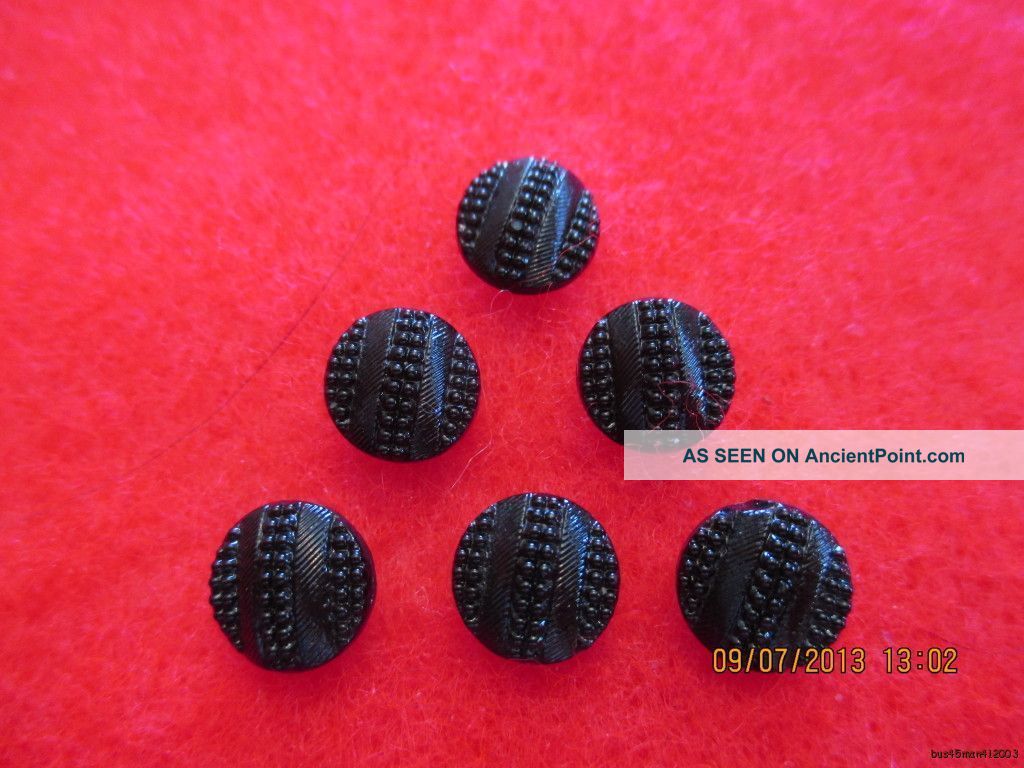 6 - [1920 - 1940] Czech Black Glass Small Glossy Beaded Buttons -.  325 