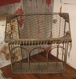 Chicken/rooster Coop/bird House Feeder Box/shelf 4 Greenery Plant/laundry Room photo