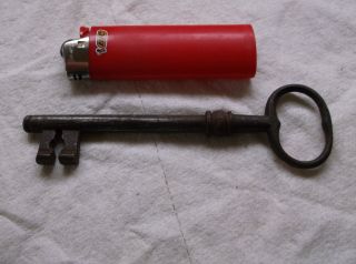 Vintage Old Key Aafa Jail Big Lock 4 - 3/4 Long photo
