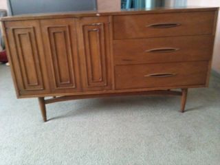 Broyhill Mid Century Modern Sculptra Credenza Sideboard Buffet photo