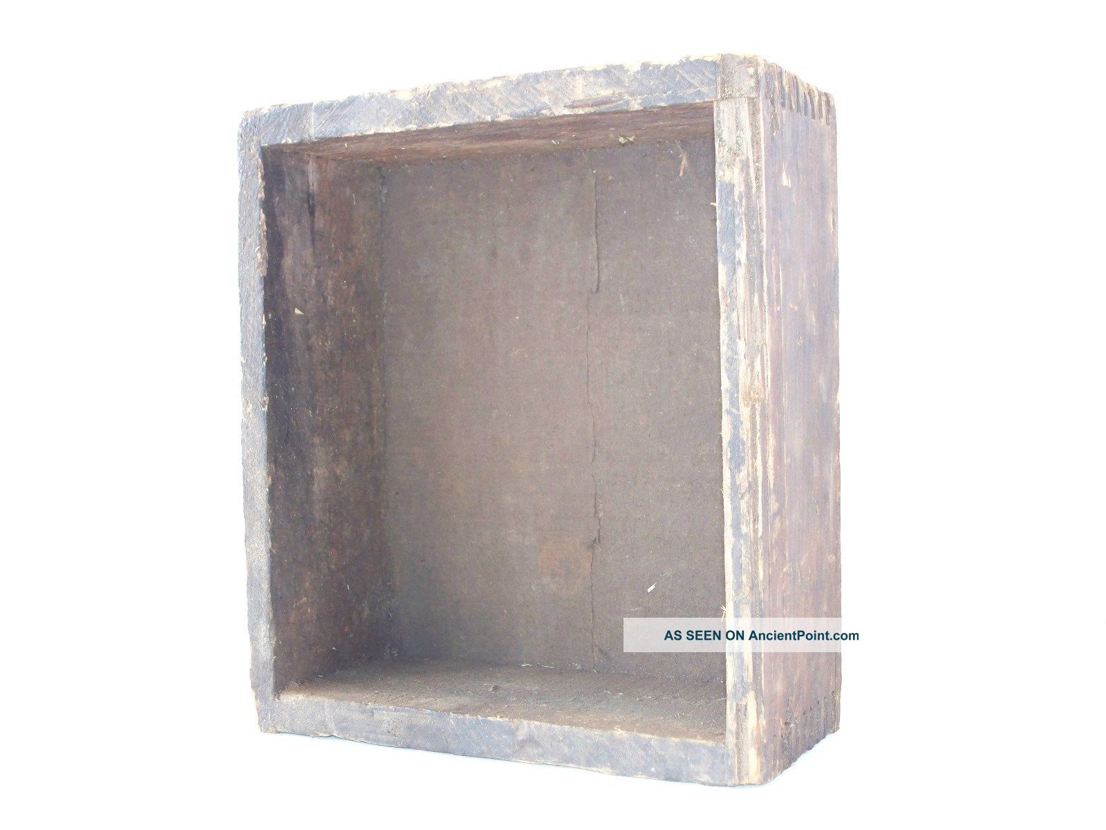 Antique Dove Tail Wooded Box Primitives photo