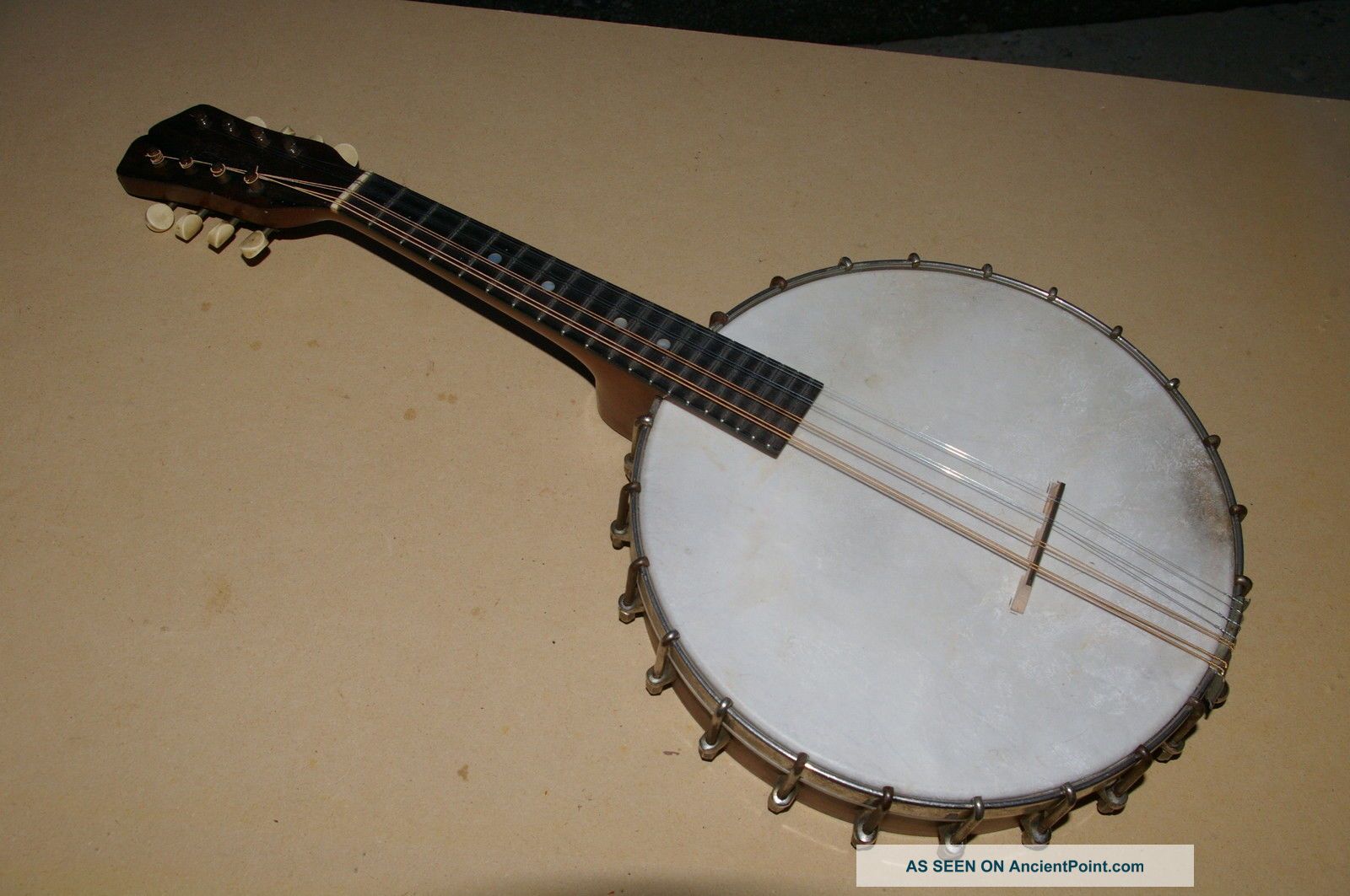 Banjo - Lin,  Banjo - Mandolinm???? String photo
