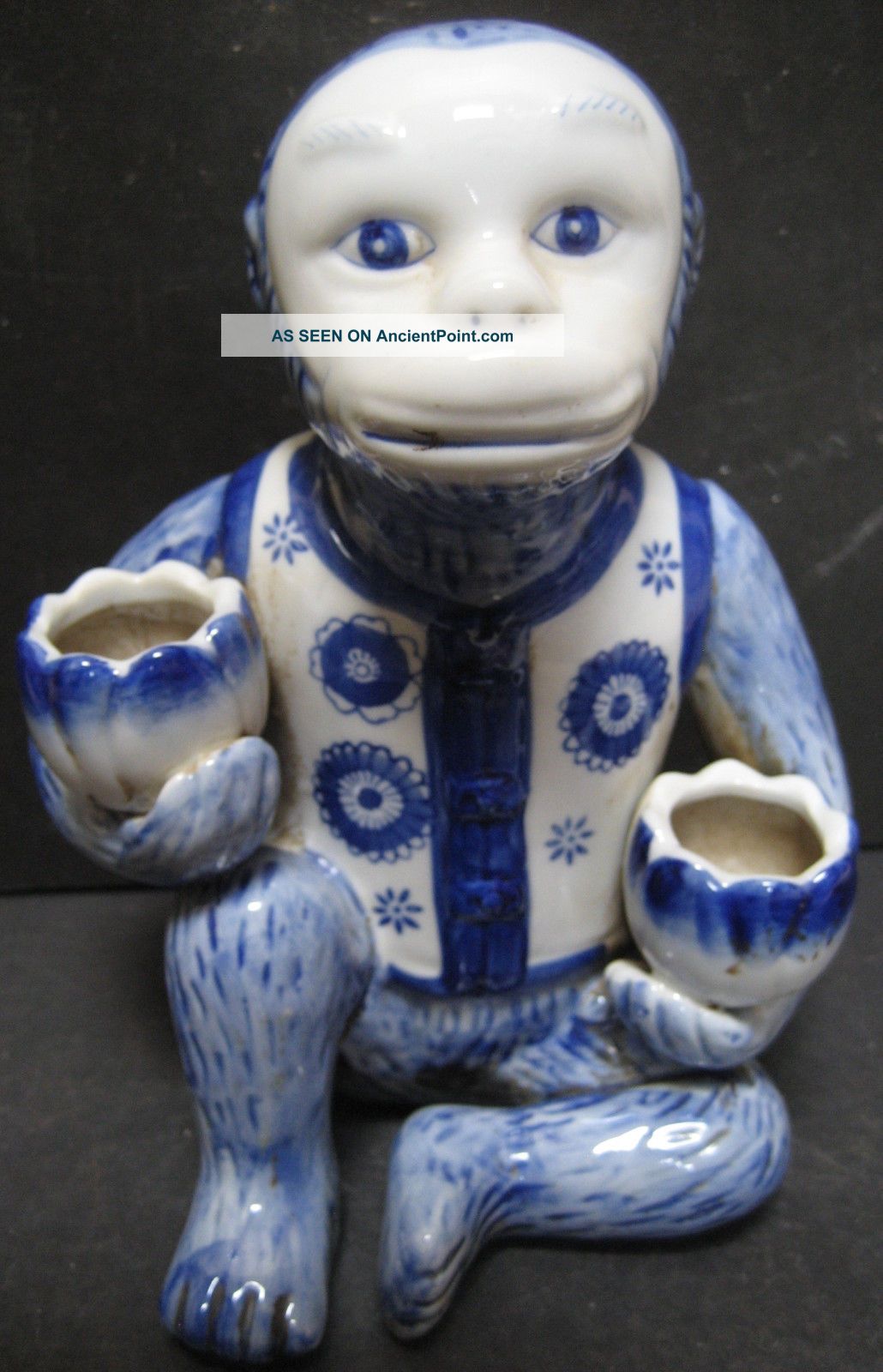 One Export Chinese Blue White Monkey Plates photo