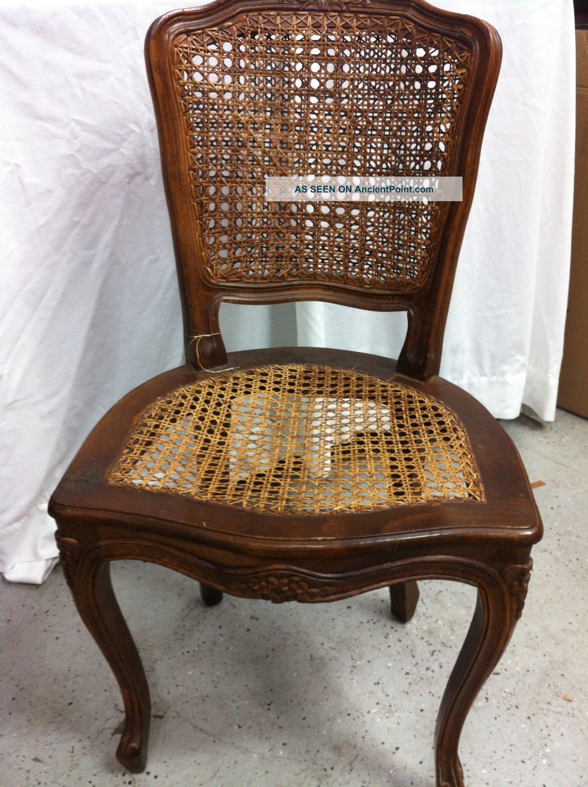 1950 ' S Queen Anne Style Walnut Wicker Empire Chair Hand Woven Local P/u Only 1900-1950 photo