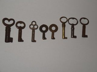 8 Antique Mini Keys Hollow Cabinet Furniture Lockbox Jewelry 3/4 