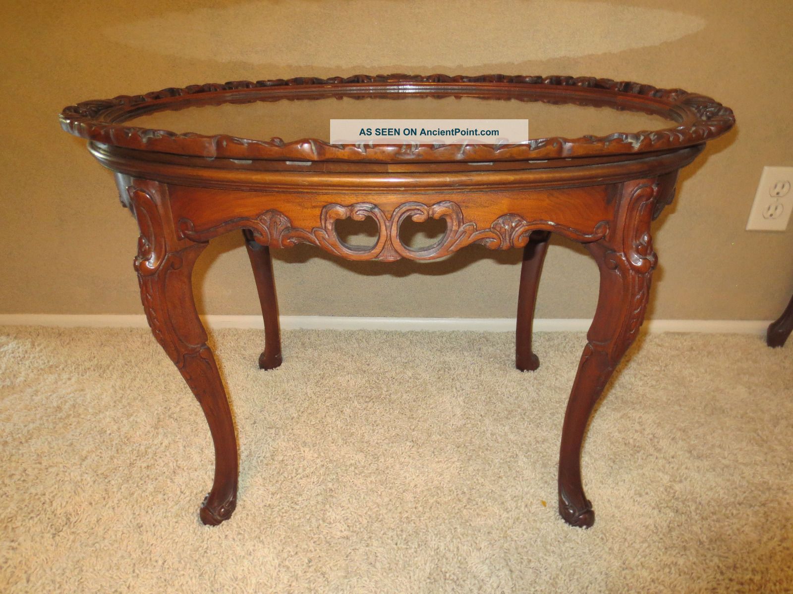 Antique Oval Coffee Table With Inlaid Design 1900-1950 photo